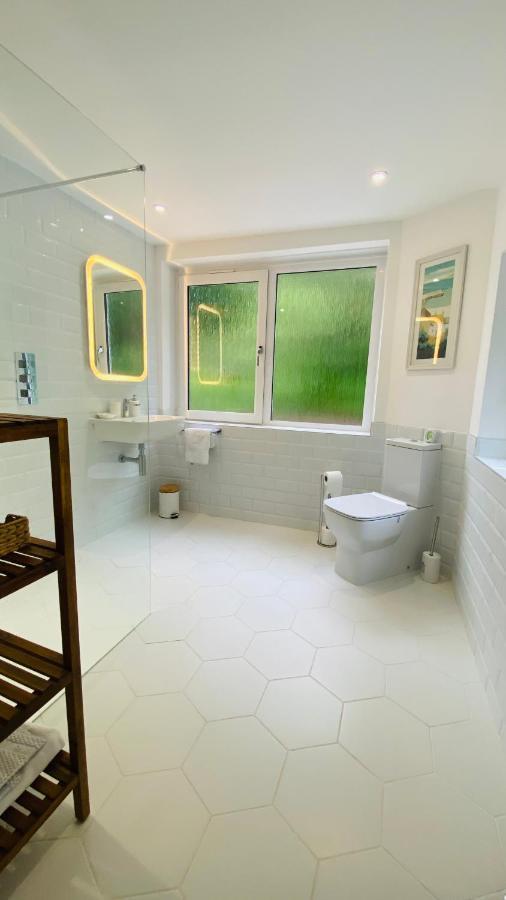 Gordy Hall -Sea Facing Welsh Cottage With Stunning Views Pendine Eksteriør billede